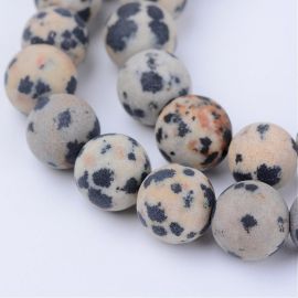 Natūralūs dalmatininio jaspio karoliukai 6 mm., 1 gija