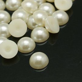 Akrilinis kabošonas - perlo imitacija, šiltos baltos spalvos 11 mm., 10 vnt.