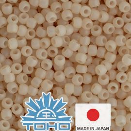 Бисер TOHO® Seed Beads Ceylon Frosted Lt Ivory 11/0 (2.2 мм) 10 г.