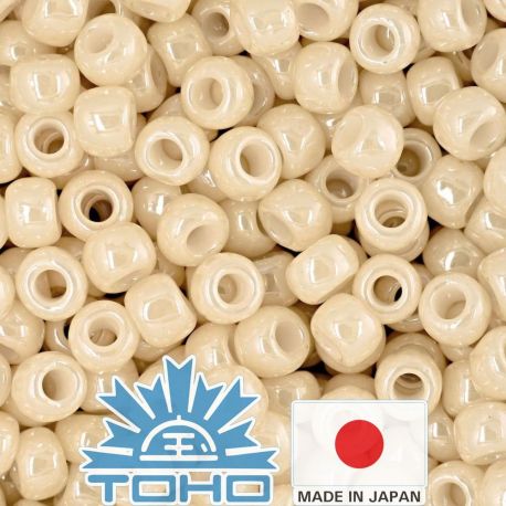 TOHO® seemnehelmed läbipaistmatu läikega Lt Beež TR-11-123 11/0 (2,2 mm) 10 g. TR-11-123