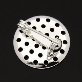 Perforeeritud detailidega prossilukk 15 mm. 2 tk, 1 kott MD2189