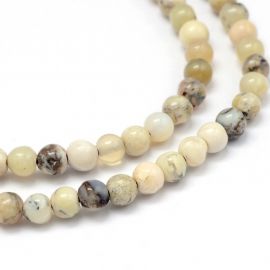 Dabiskas Āfrikas baltās opāla pērles 4 mm., 1 dzīsla AK1703