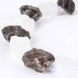 Natūralių akmenukų - Kalnų Krištolo ir Dūminio kvarco grynuoliai, 13-40x10-26x10-23 mm, 1 gija AK1792