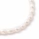 Papuošalai - Gėlavandenių perlų vėrinys su "K" raidės pakabuku. Baltos spalvos ryžio detalės aukso spalvos raidė nerūdijančio pl