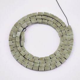 Natūralūs Agato karoliukai 4-3x2x2 mm. 1 gija