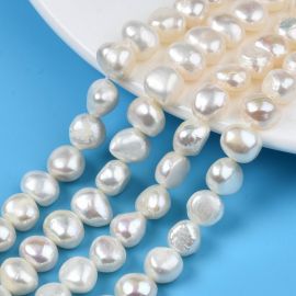 Dabīgās saldūdens pērles 9-8x11-8x7-5 mm. 1 pavediens
