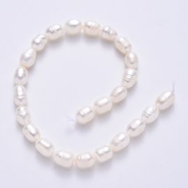 Dabīgās saldūdens pērles 9-7x7-6 mm. 1 pavediens