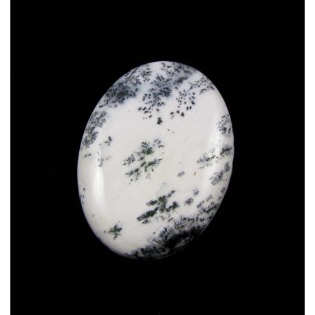 Natūralus opalo dendrito kabošonas 40x30 mm KB0127