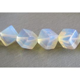 Opalite karoliukai 6x6 mm AK0103