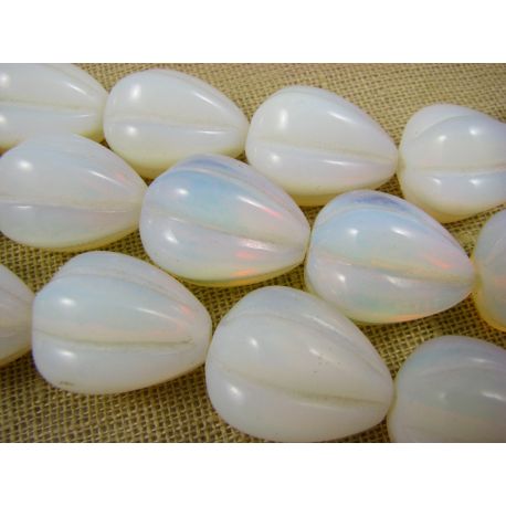 Opalito karoliukai 25x20 mm, 1 vnt AK0630