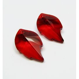 Swarovski kristalas, raudonos spalvos, lapo formos, dydis ~25x15 mm