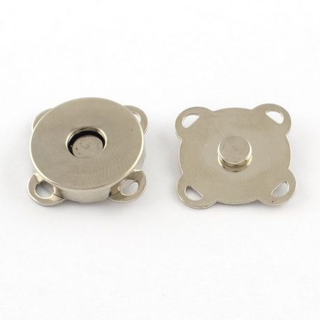 Magnetiline keelekinnitus, 15x15 mm, 4 ühikut. MD1318
