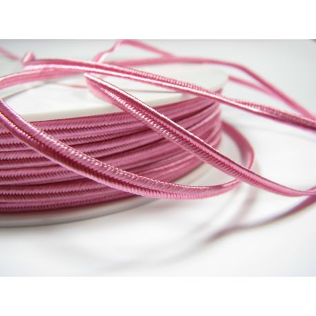 Sutajo sloksne Pega A1406 spilgti rozā krāsa 3 mm plata 100% viskozes izcelsmes valsts Čehija
