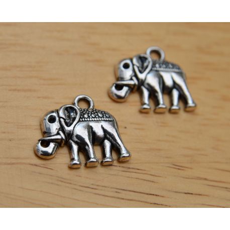 Pakabukas "Dramblys" 16x14 mm., 1 vnt. MD1684