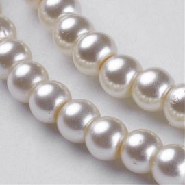 Glass beads pearls 4 mm, 1 strand KK0233